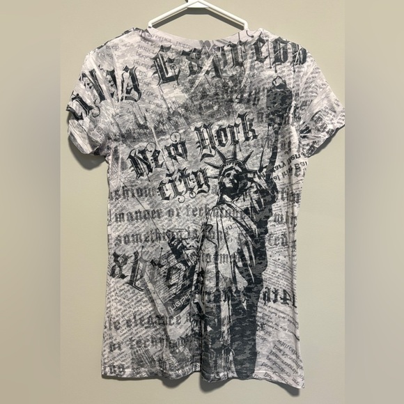 Kismet Women's Size Large V-Neck Short‎ Sleeve New York Graphic Semi Sheer Y2K - Picture 7 of 9